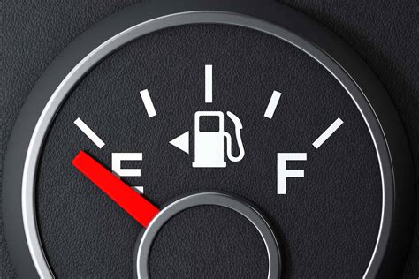 Do You Lose Gas When the Car Is Running? And Why Do We Still Use Gas When We Have Electric Cars?